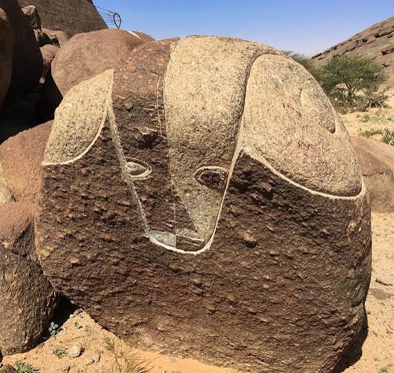 Der Monolith von Ben Amira